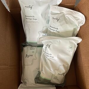 Motif Breastmilk Storage Bags 400 total